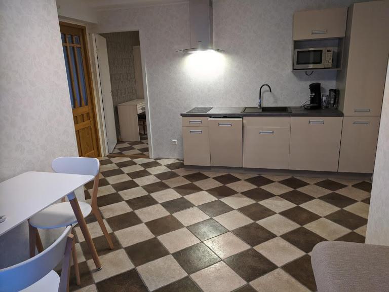 Reede Apartment
